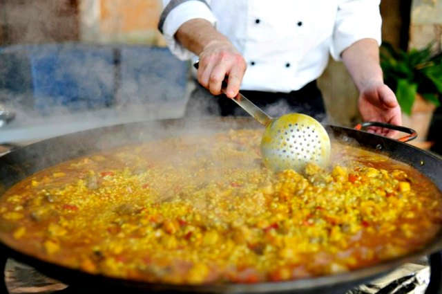 Paella valenciana: la receta tradicional